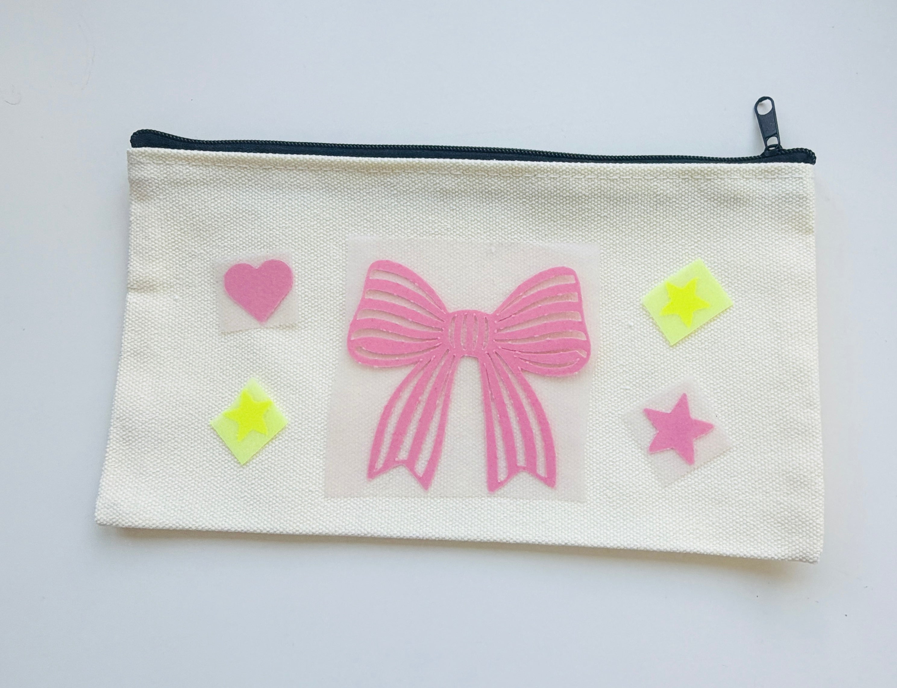 * Cooles Gastgeschenk für Kindergeburtstag * verschiedene kleine Patches für Kids zum Aufbügeln um selbst eigene Unikate zu gestalten * Limited Edition * für Jungs und Mädchen