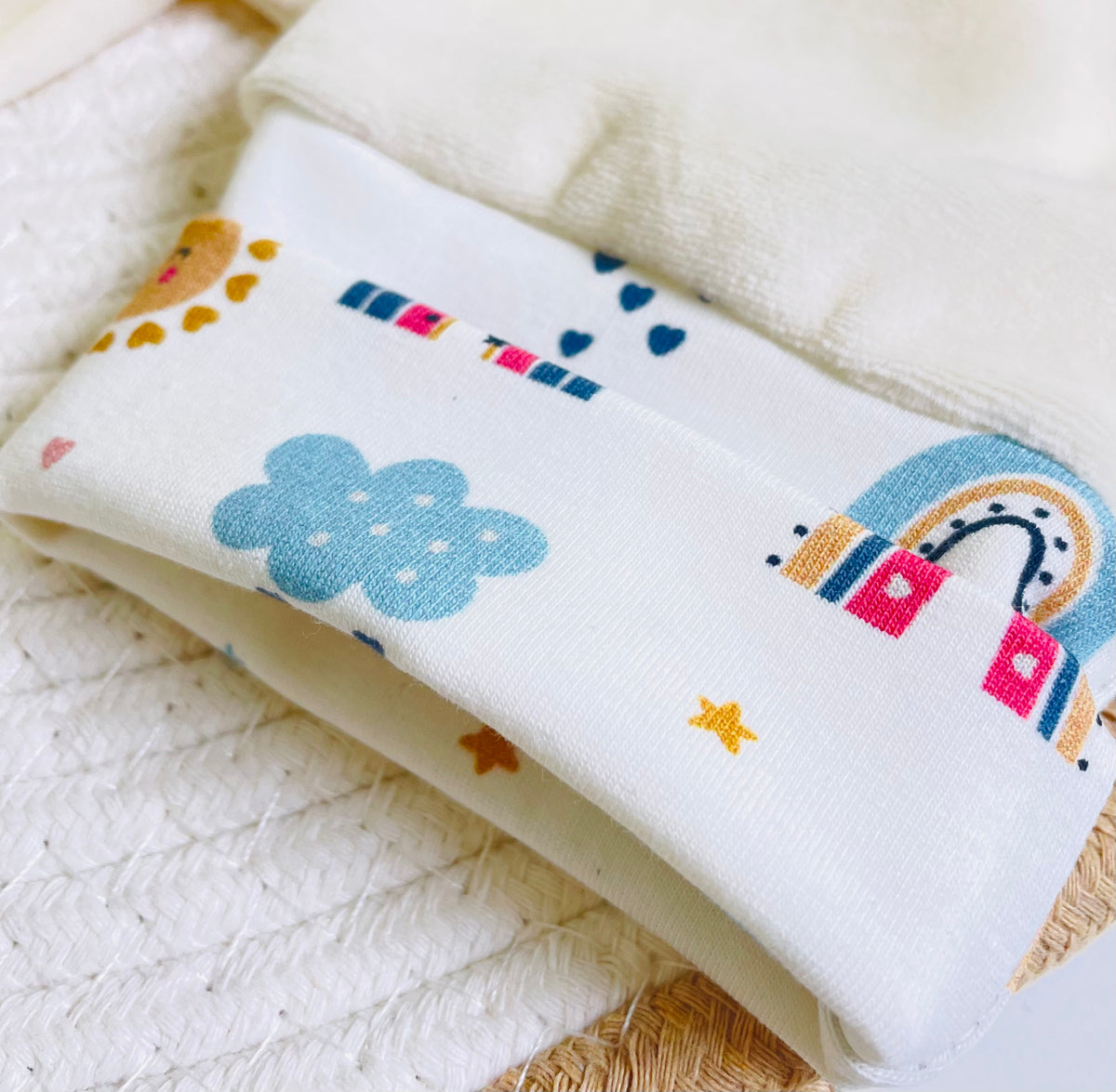 B - WARE  Babyhose Gr. 62 aus Nikistoff - selbstgenäht - Neuware