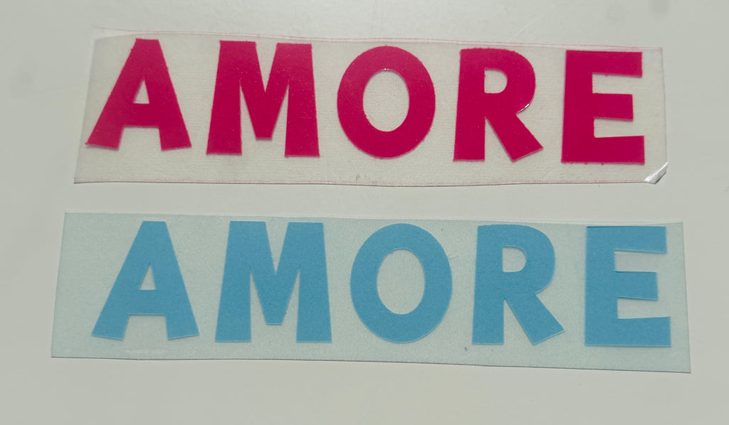 „ AMORE „ Flock - Patch * Ein Hauch von Liebe zum Aufbügeln: Dein DIY „AMORE“ Moment!